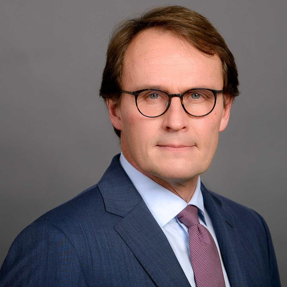quadr-0423 Dr. Lutz Münnich